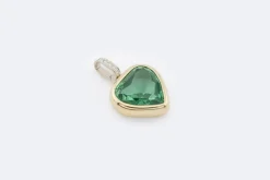 Pendentif en or jaune avec un spinelle
