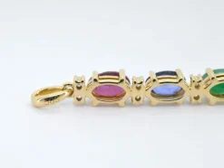 Pendentif en or jaune avec pierres précieuses multicolores et diamants