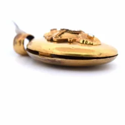 Pendentif en or jaune, diamants et perles