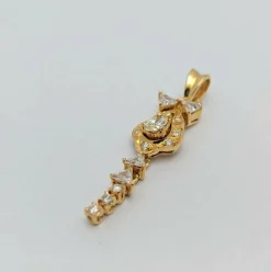Pendentif en or jaune et diamants