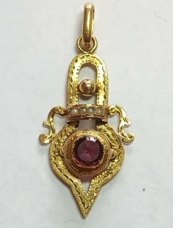 Pendentif en or jaune et grenat, époque Napoléon III