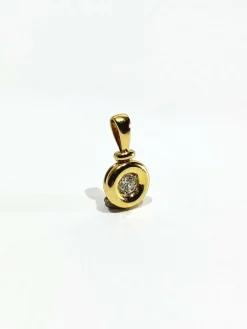 Pendentif en or jaune et diamant