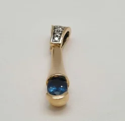 Pendentif en Or jaune saphirs, diamants naturels