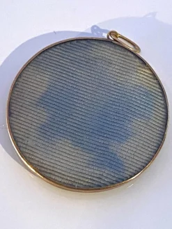 Pendentif en or miniature portrait de LOUIS XVI