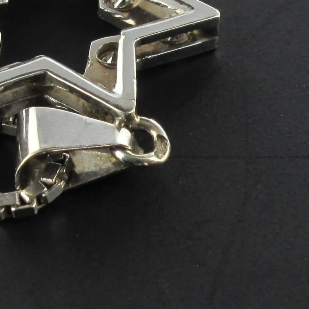 Pendentif Etoile Diamants et sa chaîne
