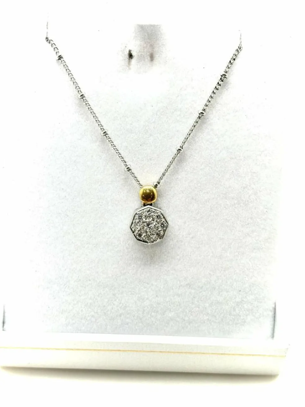 PENDENTIF FLEUR DIAMANTS OR BLANC