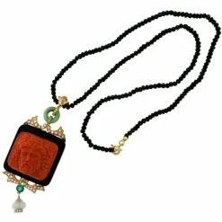 Pendentif Jade Emeraude Diamant Onyx Corail méditerranéen