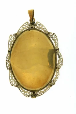 Pendentif Madone peinte