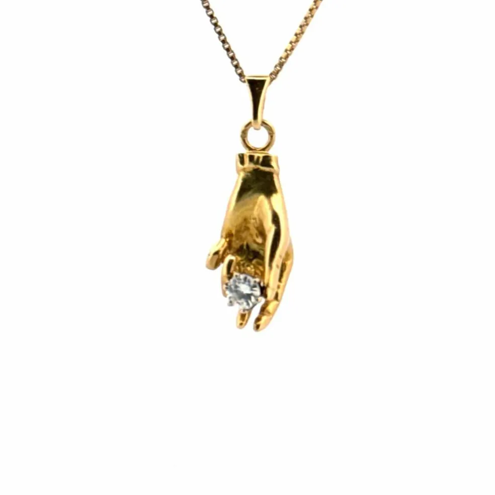 Pendentif Main or jaune diamant