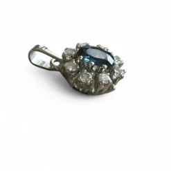 Pendentif marguerite or saphir diamants