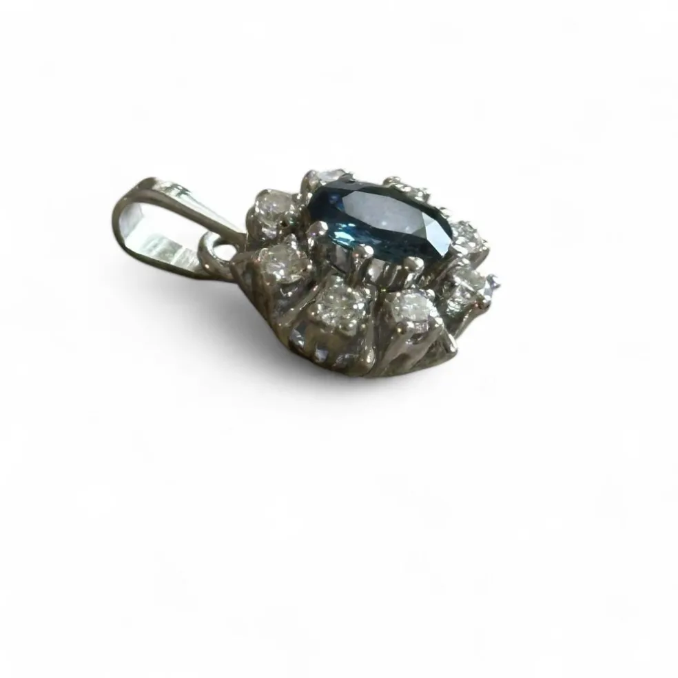 Pendentif marguerite or saphir diamants