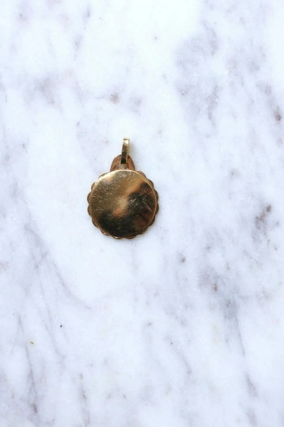 Pendentif médaille d'amour Augis en or jaune