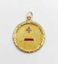 Pendentif médaille d'amour 23mm or jaune diamant et rubis AUGIS (circa 1920)