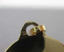 Pendentif médaille rond en or jaune à graver