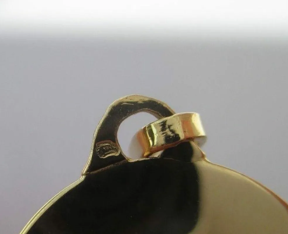 Pendentif médaille rond en or jaune à graver