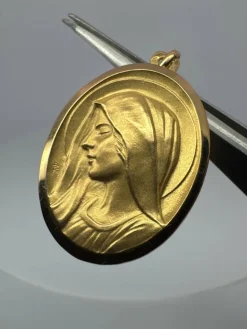 Pendentif Médaille vierge marie or jaune
