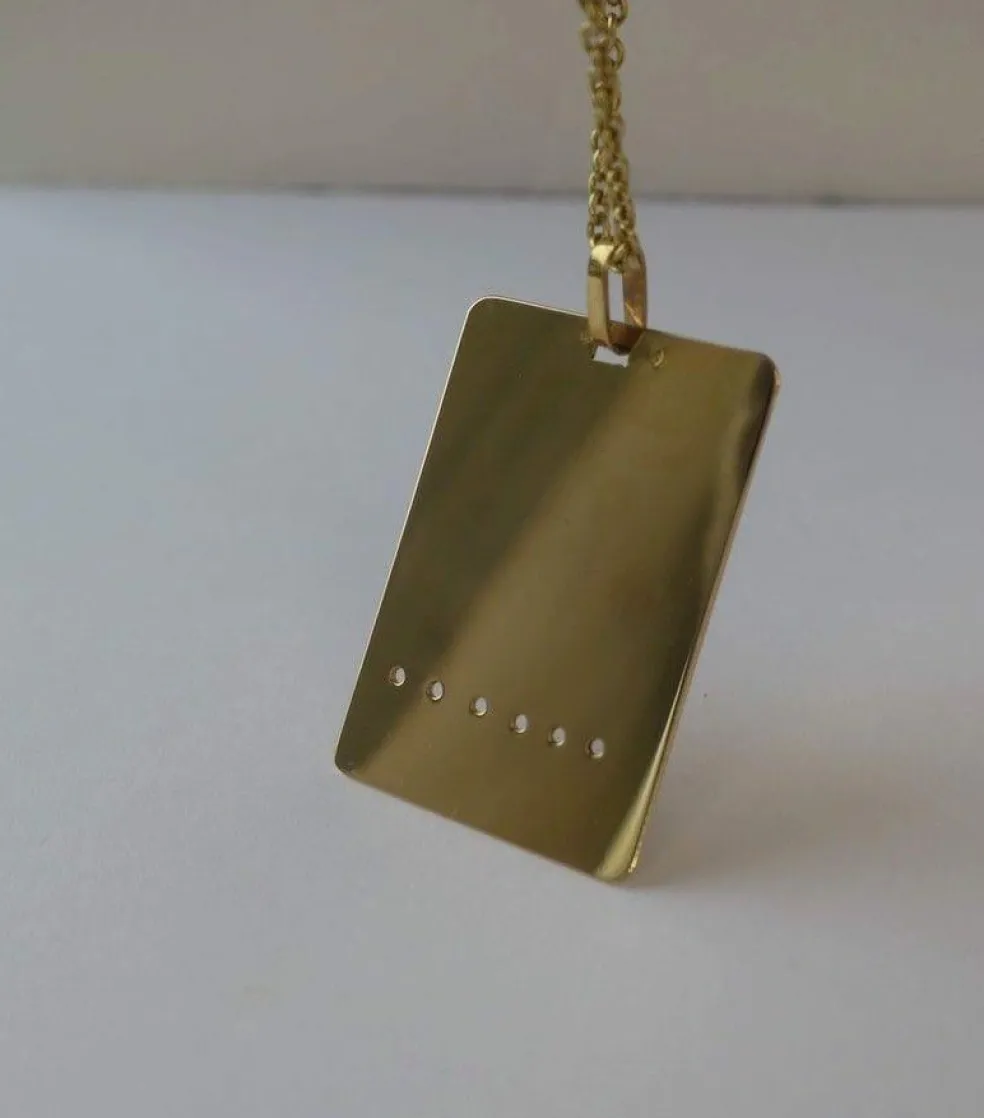 Pendentif médaillon à graver or