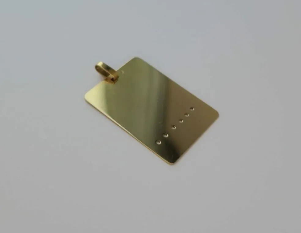 Pendentif médaillon à graver or