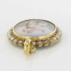 Pendentif médaillon ancien miniature sur porcelaine et perles fines