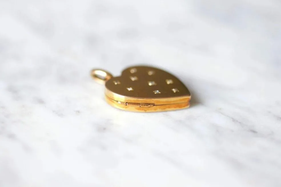 Pendentif médaillon ancien cœur ouvrant en or et diamants taille rose