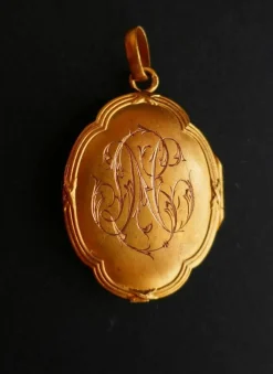 Pendentif médaillon Porte photo, Diamant Taille Rose Et Perles