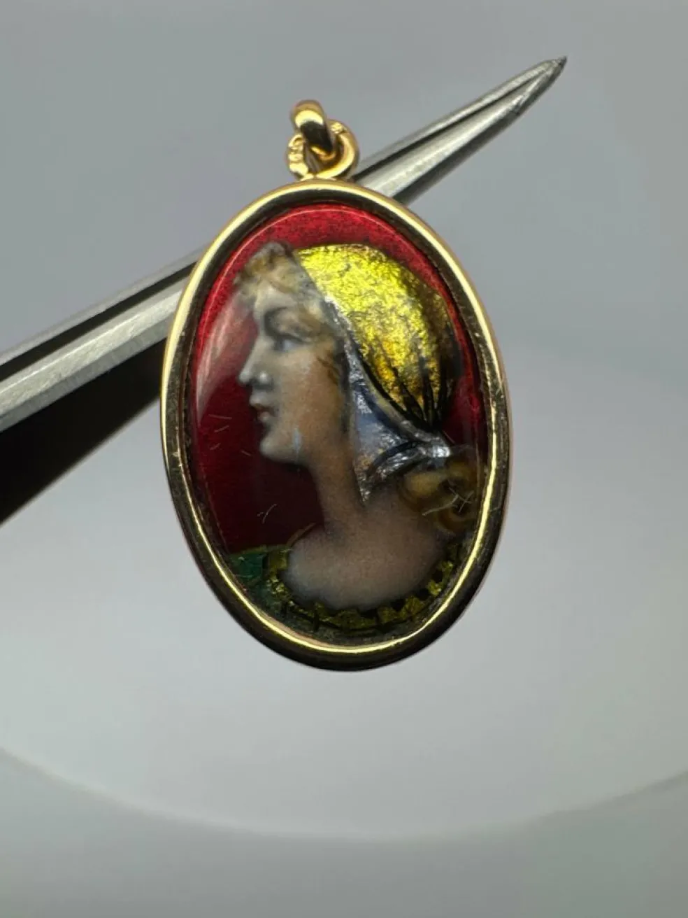 Pendentif Médaillon Vintage Email de Limoges
