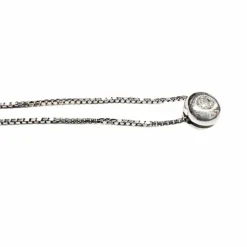 Pendentif moderne en or blanc avec diamants