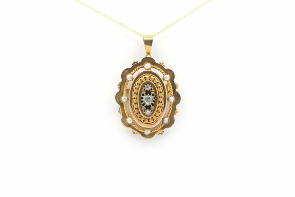 Pendentif Napoléon III en or jaune serti de perles et de diamants