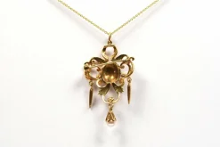 Pendentif Napoléon III or jaune émail