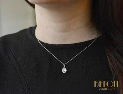 Pendentif or blanc aigue-marine
