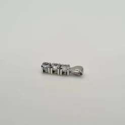 Pendentif or blanc aigues marines