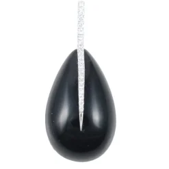 Pendentif or blanc, diamants et agate
