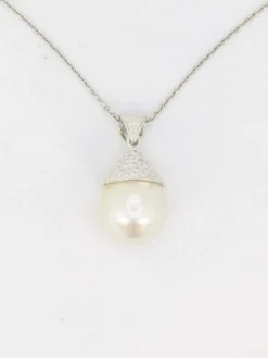 Pendentif or blanc diamants perle baroque