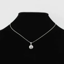 Pendentif or blanc diamants et sa chaine