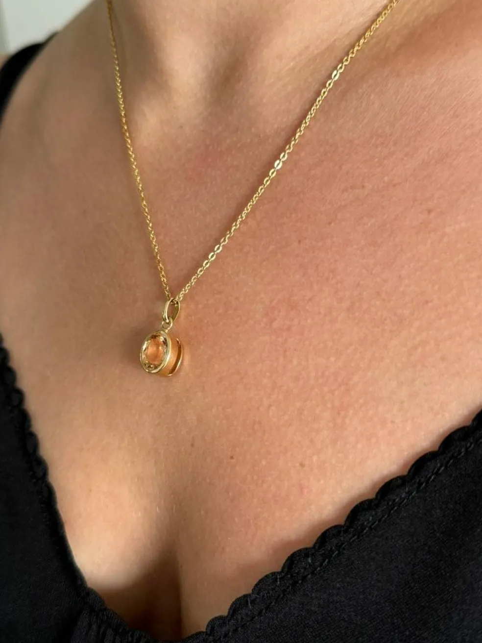 Pendentif or et topaze impériale