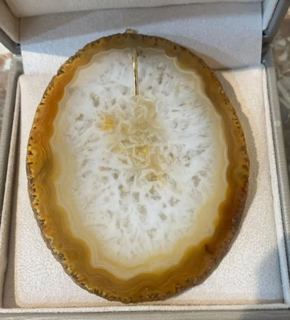 Pendentif or jaune agate
