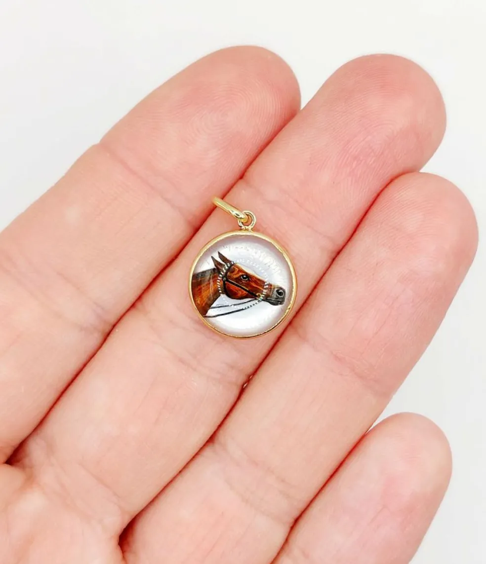 Pendentif or jaune, cristal d'Essex tête de cheval (circa 1900)