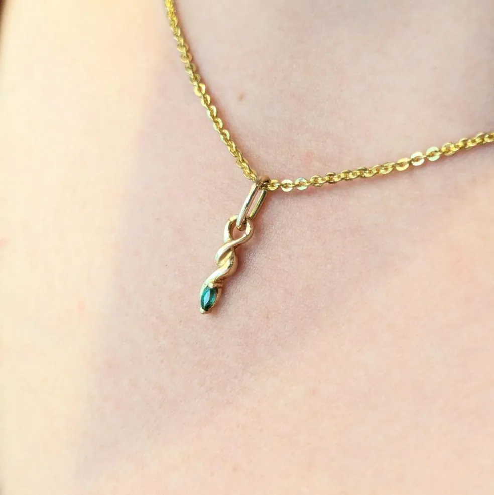 Pendentif or jaune et émeraude
