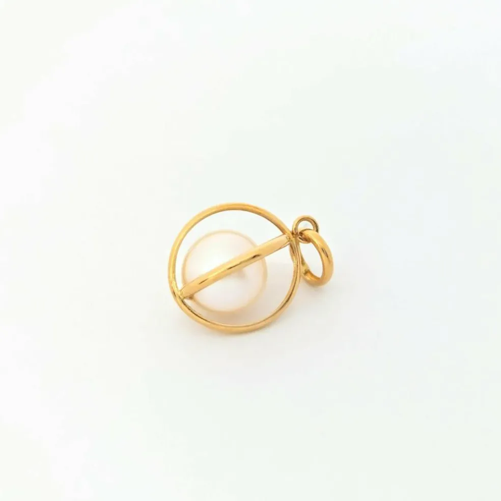 Pendentif or jaune et perle