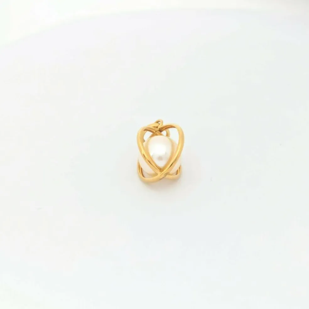 Pendentif or jaune et perle