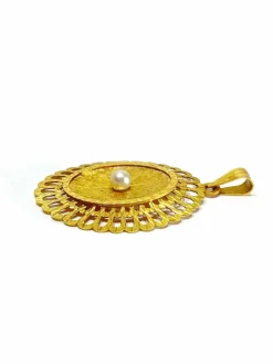 Pendentif or jaune et perle