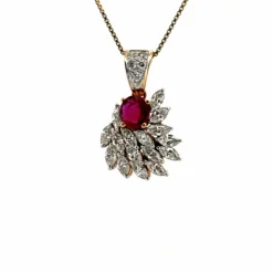 Pendentif or jaune rubis diamants