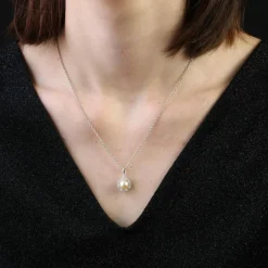 Pendentif perle Akoya et ses diamants