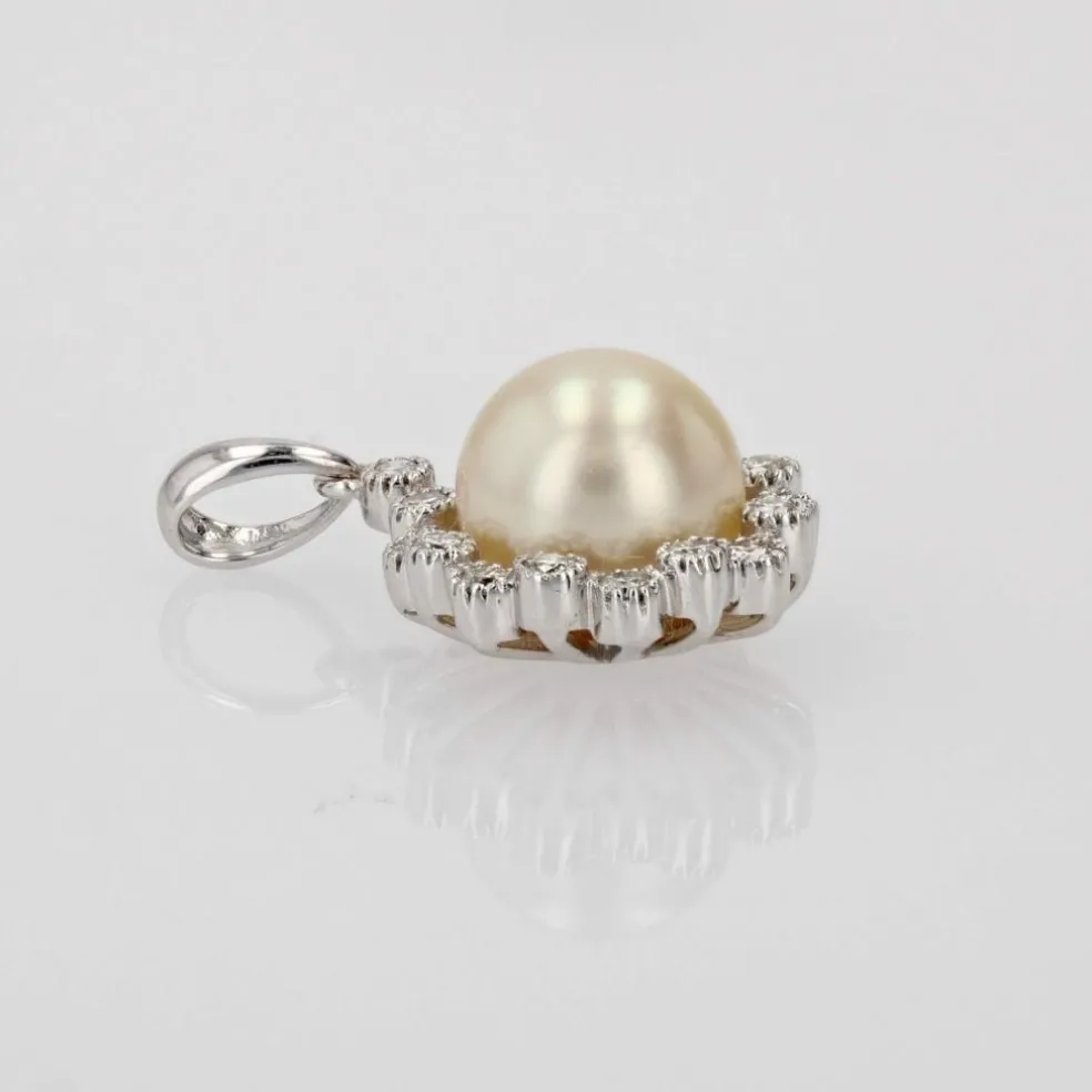 Pendentif perle Akoya et ses diamants