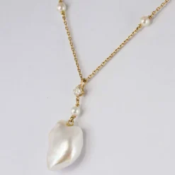 Pendentif Perle baroque, perles et diamant