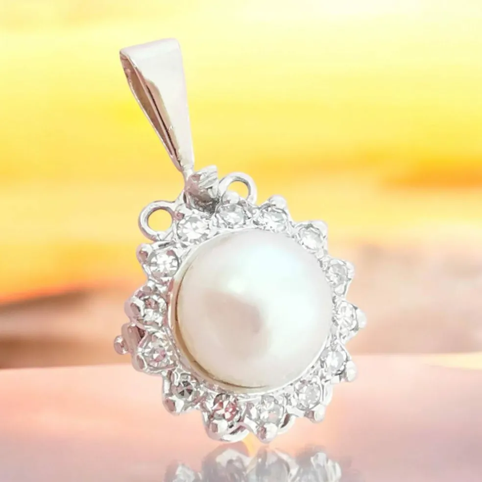 Pendentif perle de culture diamants or blanc