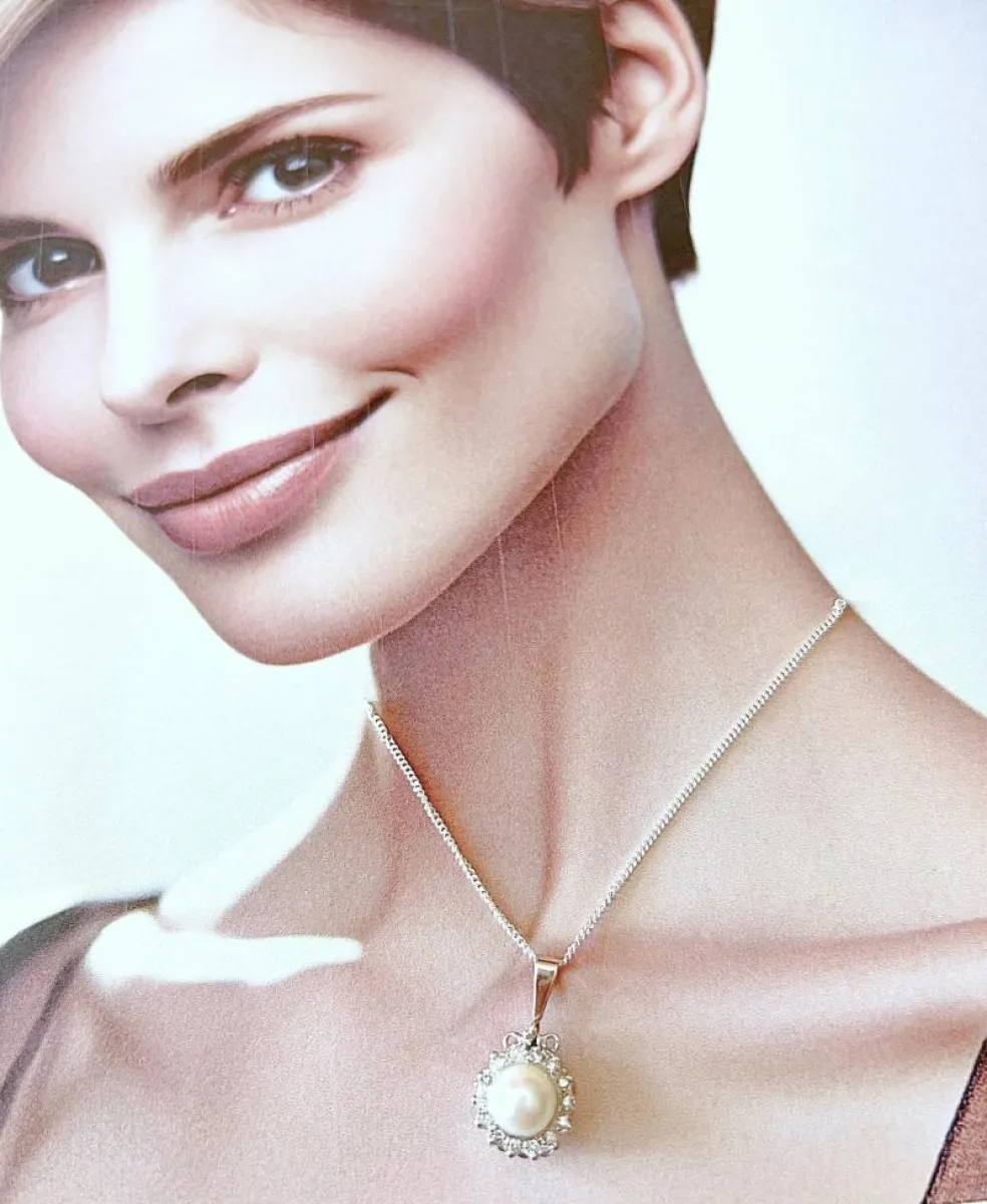 Pendentif perle de culture diamants or blanc