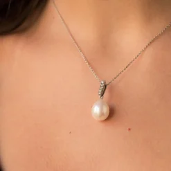 Pendentif Perles et Diamants