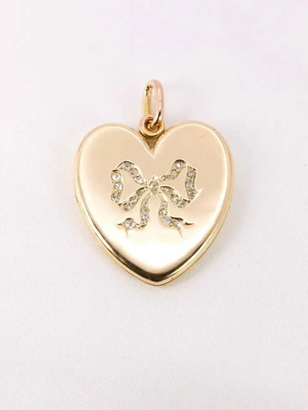 Pendentif porte photo coeur Art Nouveau or jaune diamants taille rose