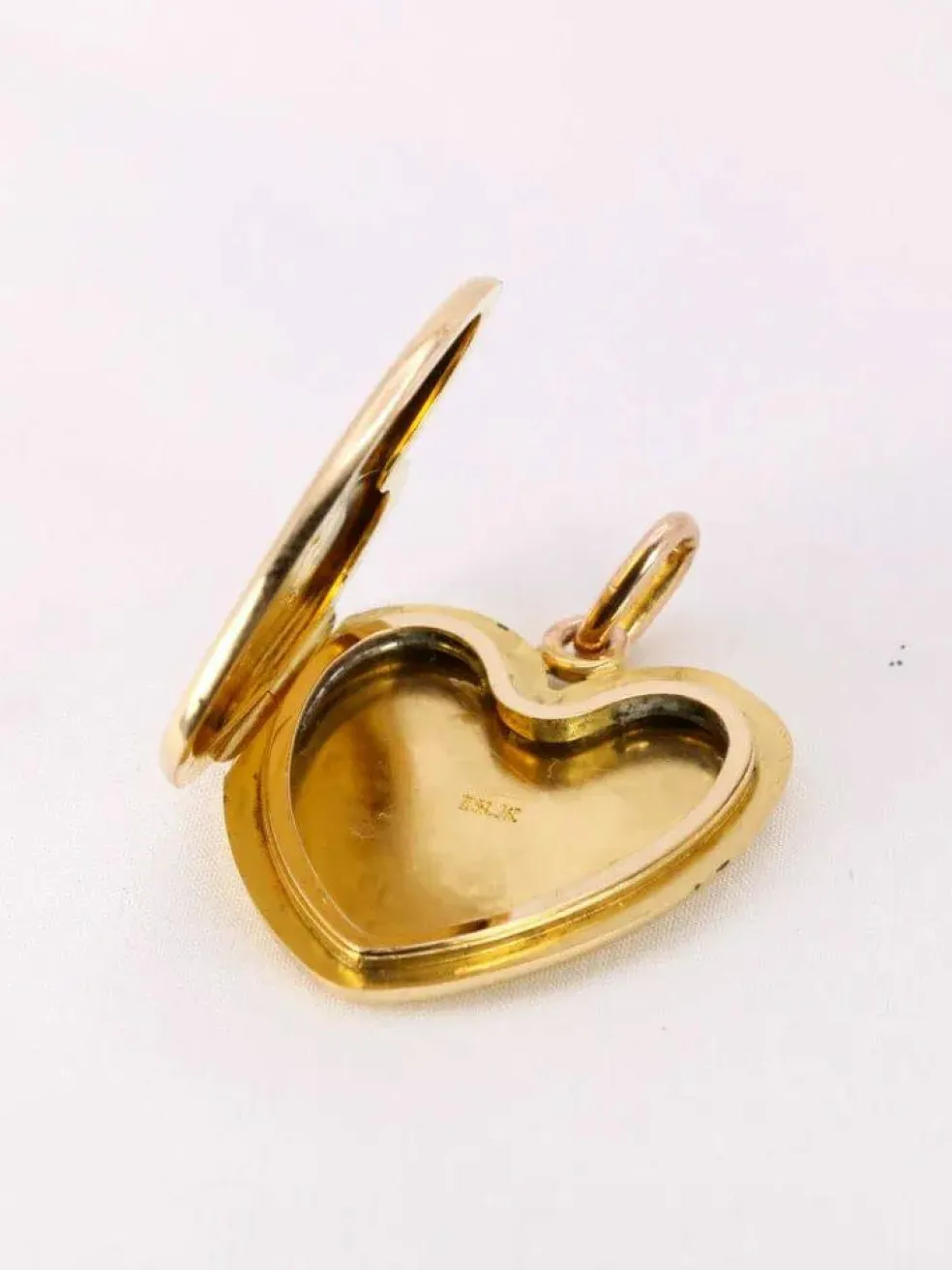 Pendentif porte photo coeur Art Nouveau or jaune diamants taille rose